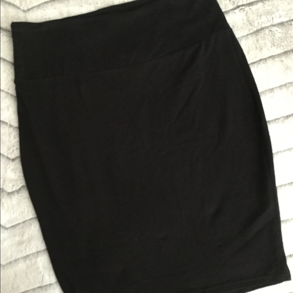 Torrid Black Pencil Skirt size 1